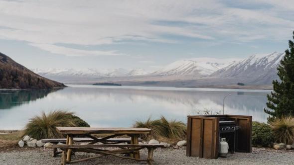 Lakes Edge Holiday Park Lake Tekapo Exterior photo